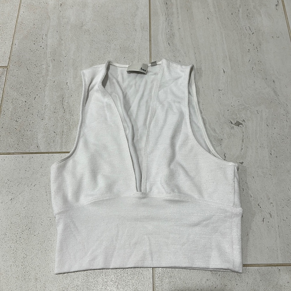 Wilfred free deep V cropped tank size medium worn once